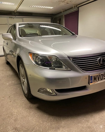 Lexus LS cena 48000 przebieg: 177100, rok produkcji 2009 z Janikowo małe 529